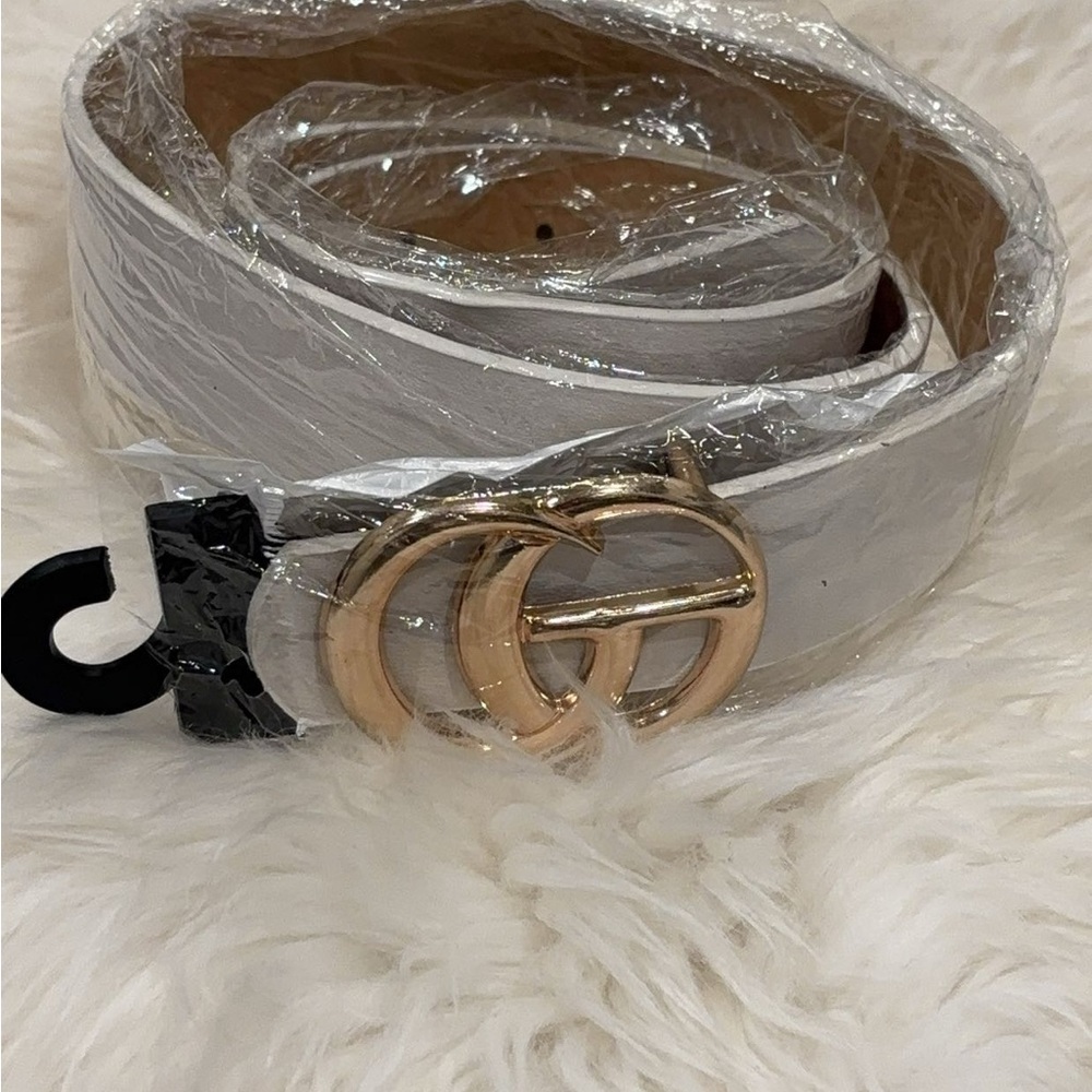 NWT GG Ivory Belt with Gold Hardware